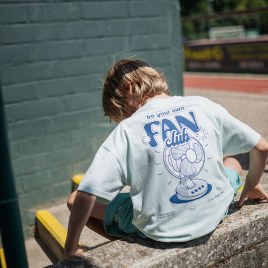 COS I SAID SO 有機棉 FAN CLUB 水藍色短袖上衣 ❘ 現貨尺寸: 4Y~11Y