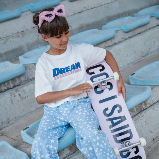 COS I SAID SO - DREAM TEAM 有機棉短版短袖上衣 ❘ 現貨尺寸: 4Y~9Y