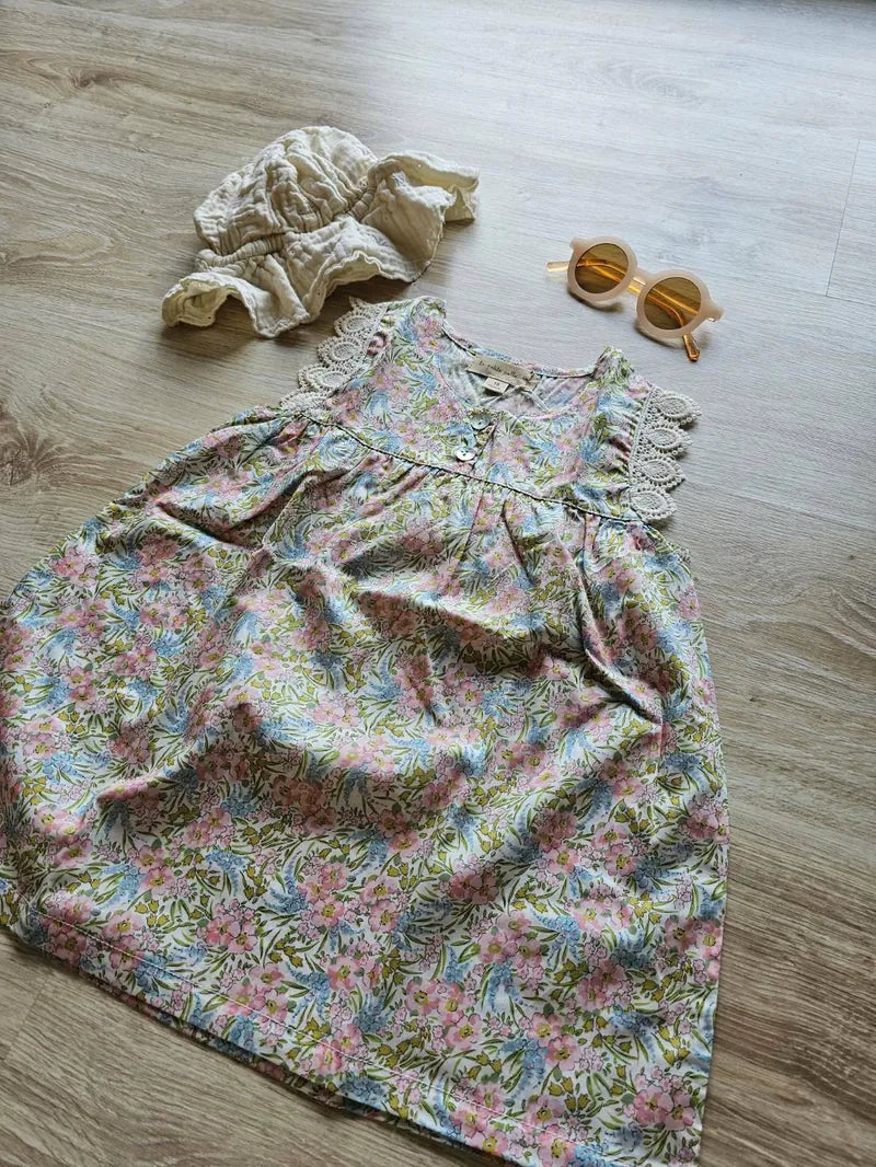 La Petite Collection - 蕾絲無袖純棉Liberty 花布洋裝 - SWIRLING PETALS -4Y (最後一件)