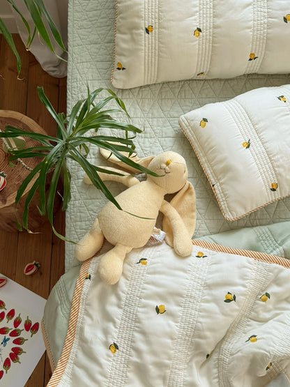 (預購) Creme enfant 莫代爾水洗鋪棉 -  夏日檸檬 (兩個尺寸: 兒童被(J) & 單人被(S))