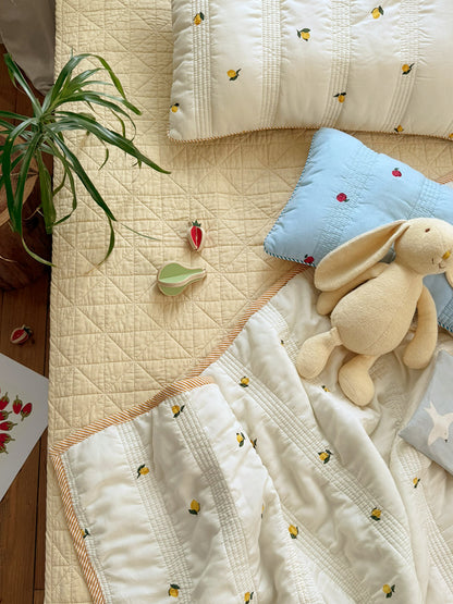 (預購) Creme enfant 莫代爾水洗鋪棉 -  夏日檸檬 (兩個尺寸: 兒童被(J) & 單人被(S))