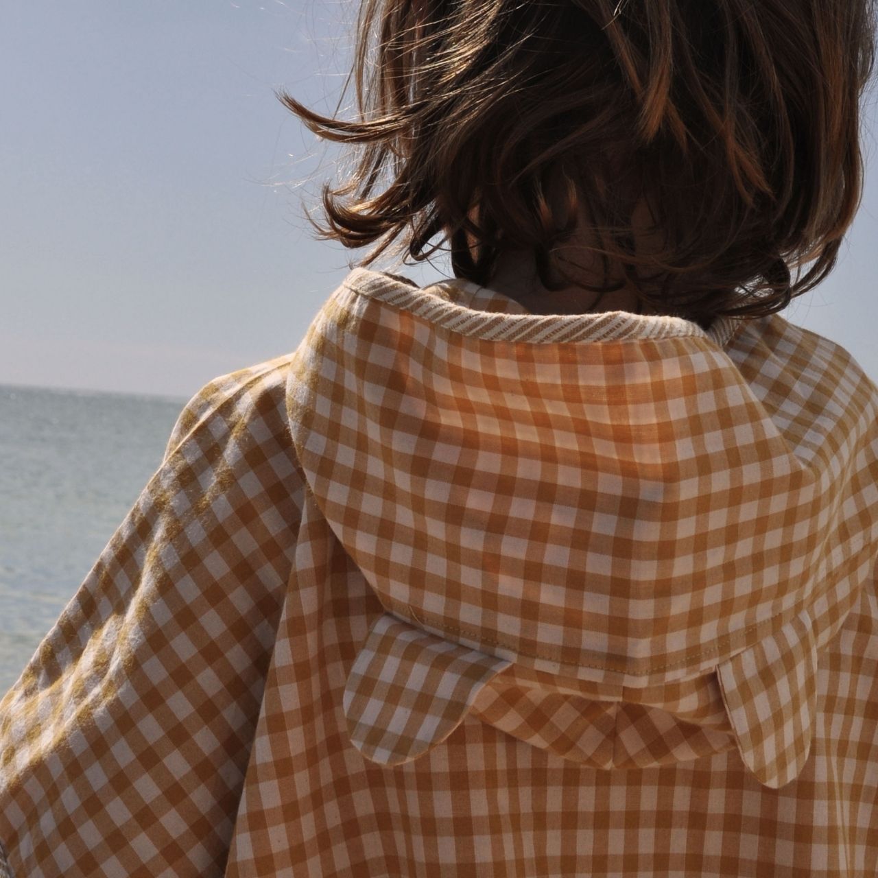 Lilinoa 100% 純棉兒童連帽連身浴袍 - 駝色格紋  ❘ 現貨尺寸: Size 1 (0-4Y) / Size 2 (4-6Y)