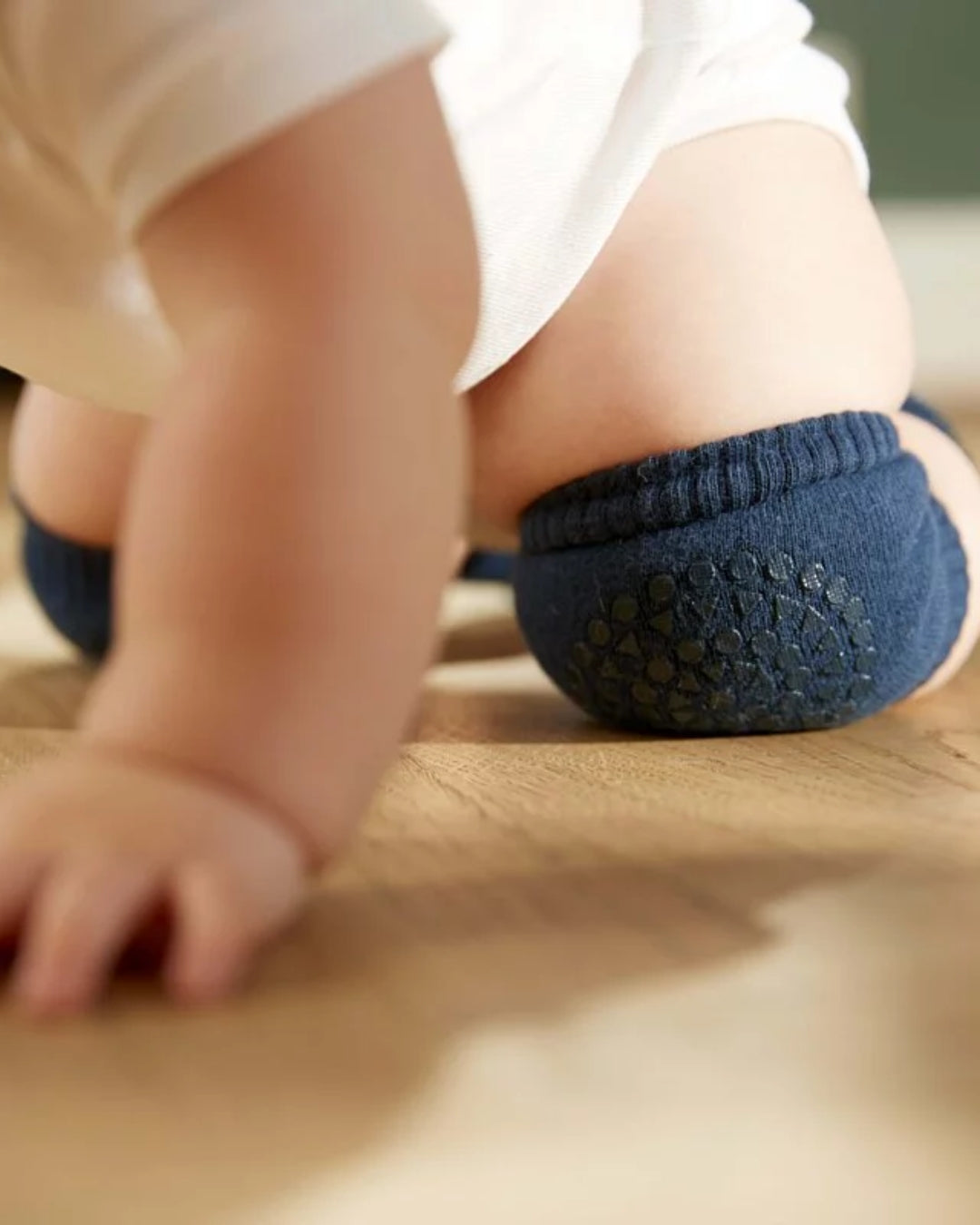 丹麥GoBabyGo 毛圈棉爬行護膝 - Navy Blue