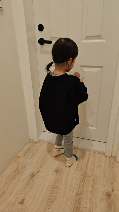 Studio Koter - Riverson 100%有機棉大學T - Black (2Y~7Y)
