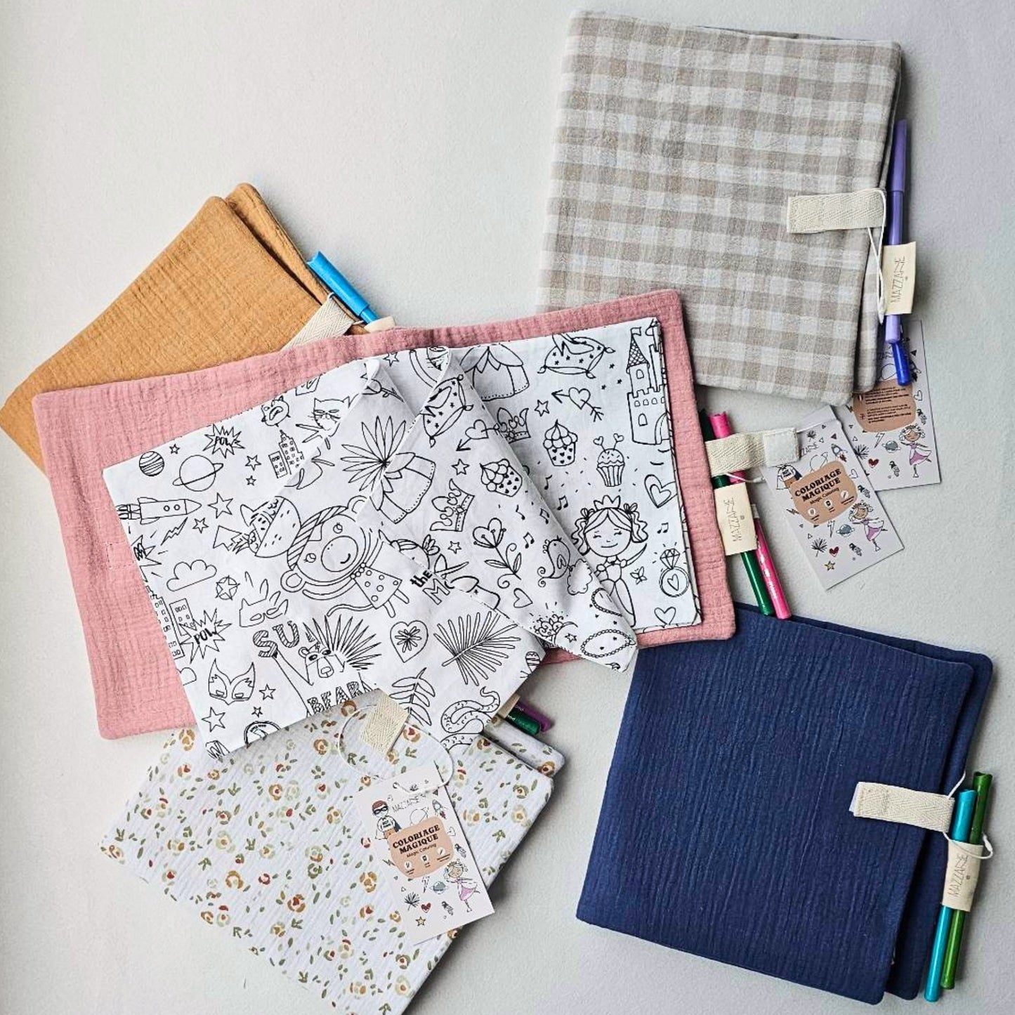 Mazzanne 法國製可水洗著色本