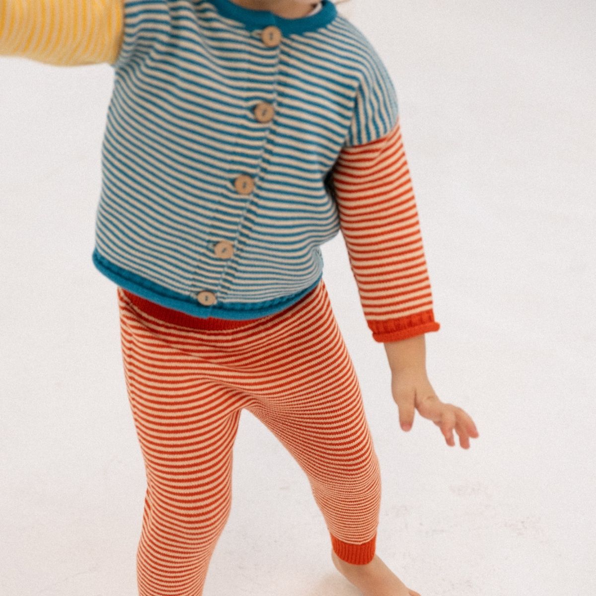 Bayiri 100%有機棉針織上衣/ 外套 - Snail Stripes Cardigan ❘ 現貨尺寸: 2Y~4Y
