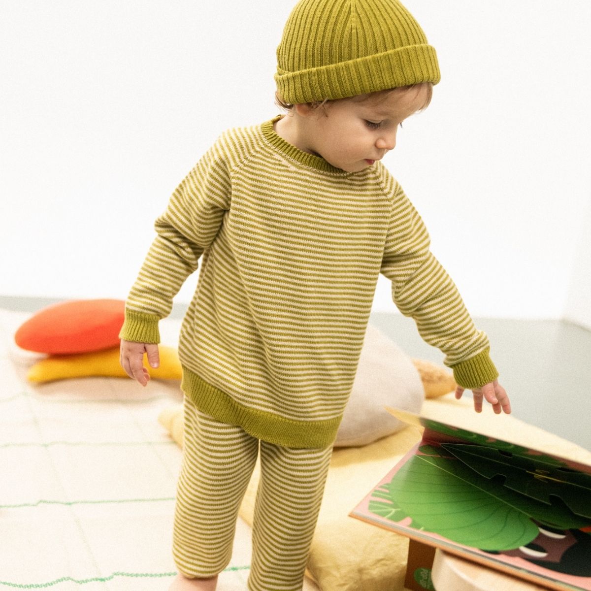 Bayiri 100%有機棉針織上衣 - Green Lazy Bug Sweater ❘ 現貨尺寸: 2Y~4Y