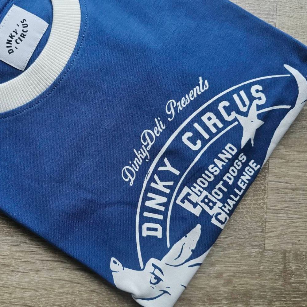 Dinky Circus 大胃王熱狗挑戰賽印花寬鬆短袖 t-shirt - 航海藍  ❘ 現貨尺寸: 2Y~9Y