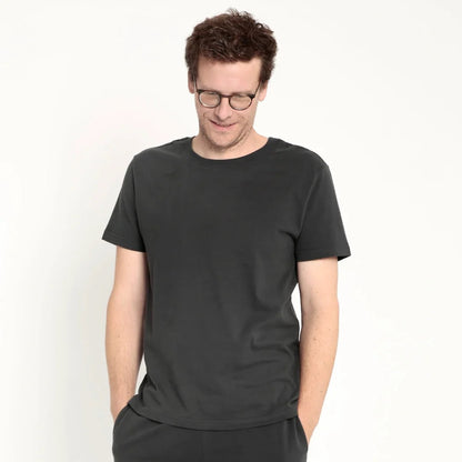 Orbasics 100%有機棉 大人款短袖 T-shirt -Faded Black ❘ 現貨尺寸: S.M.L.XL