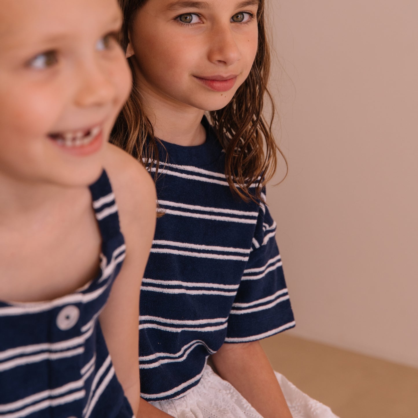 We are kids 100%有機棉毛巾布短袖T-shirt JORDAN NAVY STRIPES  ❘ 現貨尺寸: 2Y~9Y