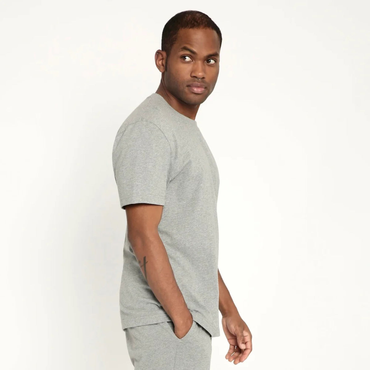 Orbasics 100%有機棉 大人款短袖 T-shirt - Grey Melange ❘ 現貨尺寸: S.M.L.XL