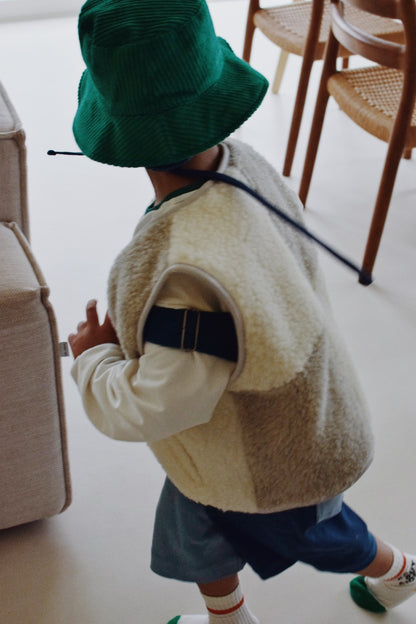 Happymess 100%美麗諾羊毛背心外套 - Kids in cream & grey ❘ 現貨尺寸:  1-2Y &  11-12Y